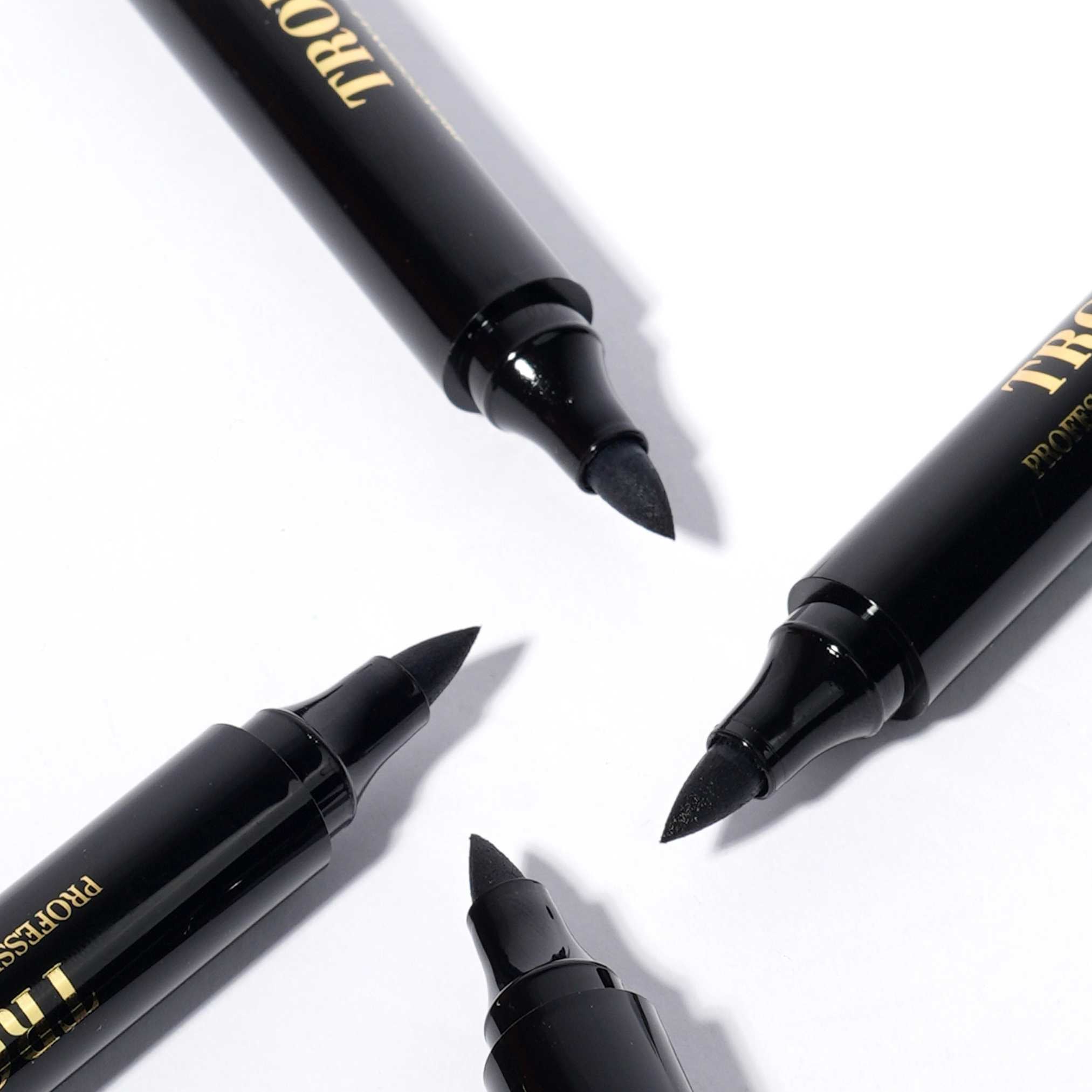 The Ultimate Guide to Long-Lasting Makeup: Tips, Tricks, and Must-Have Products 2025