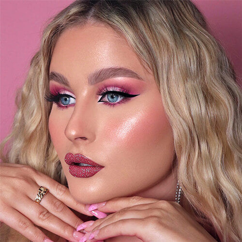 The Secret to Long-Lasting Glitter Lips Everyone Is Talking About